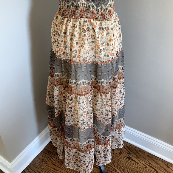 Solitaire dress made in India - Picture 3 of 11